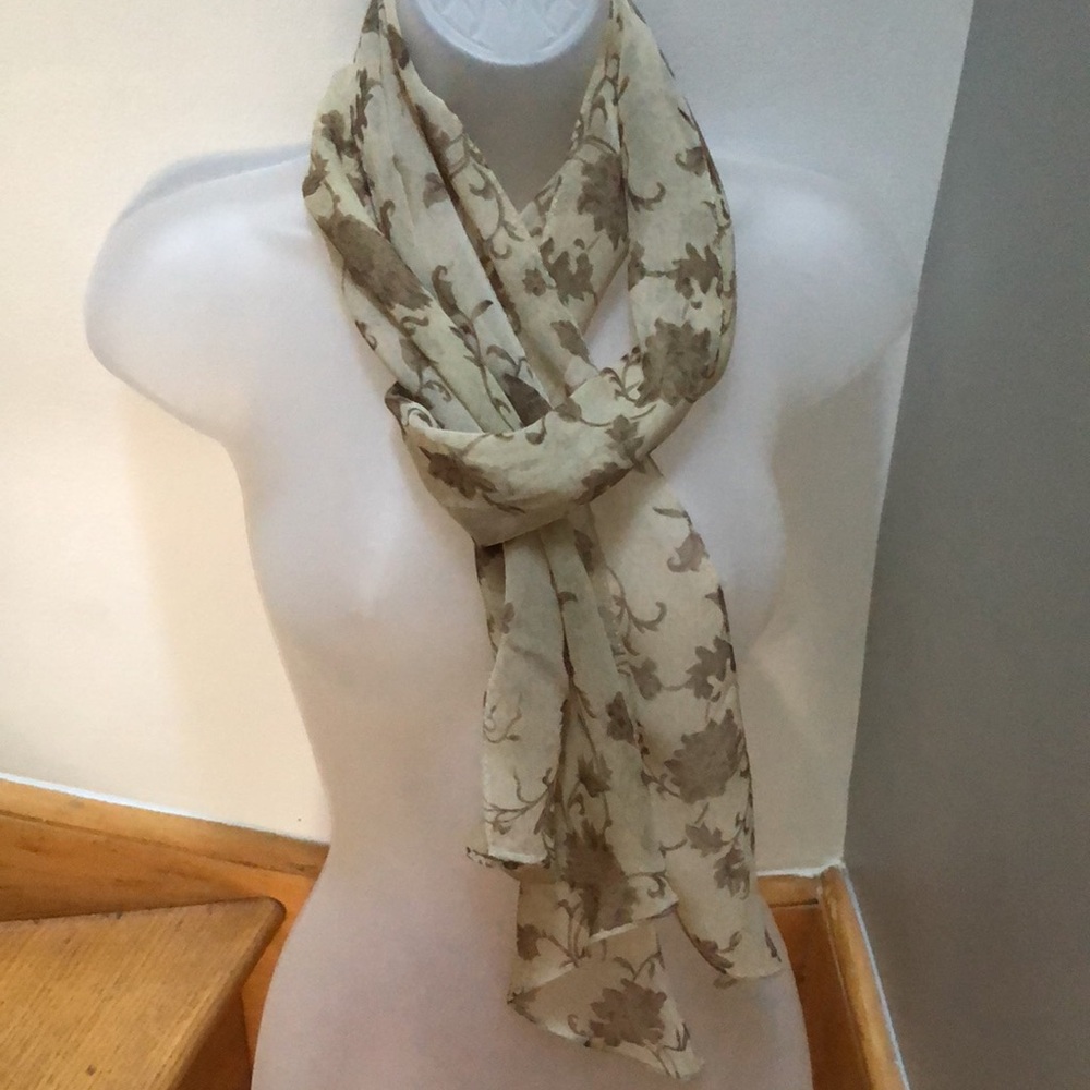 Anne Klein Floral Natural Color Pointed Ends Oblong Scarf